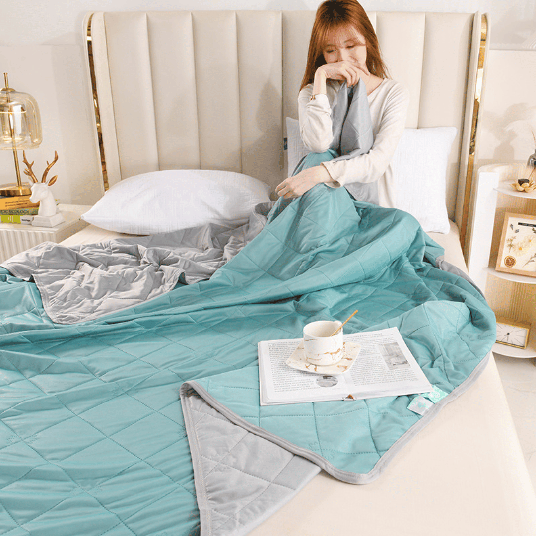 CoolMist Blanket cooling summer blanket with breathable SoySpring fibers and natural wormwood extract