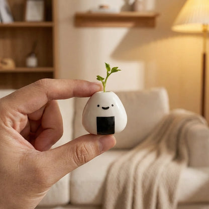 OniBuddy - The Minimalist Smile Vase